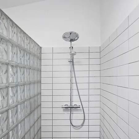 Stunning In With Wifi